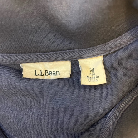 Navy blue L.L. Bean quilted pullover - Picture 5 of 5